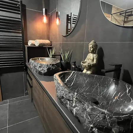 Nyaraló One & Only - Peace For You,