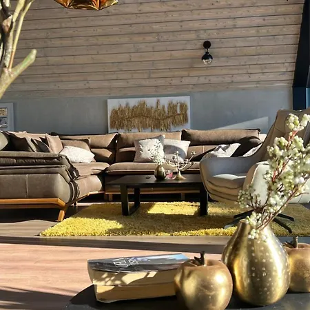 Nyaraló One & Only - Peace For You,