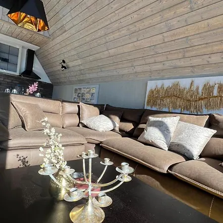 別荘 One & Only - Peace For You, ズラティボール