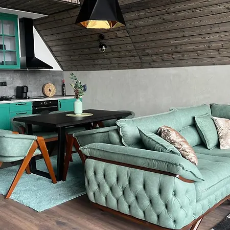 別荘 One & Only - Peace For You, ズラティボール