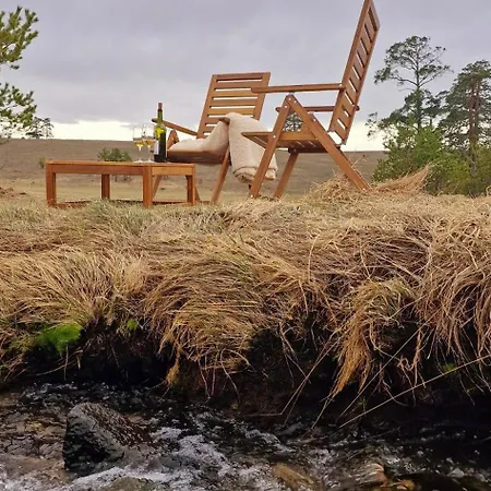 One & Only - Peace For You, Nyaraló