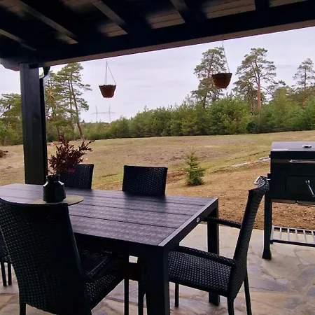 One & Only - Peace For You, 別荘