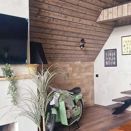 One & Only - Peace For You, 別荘 ズラティボール