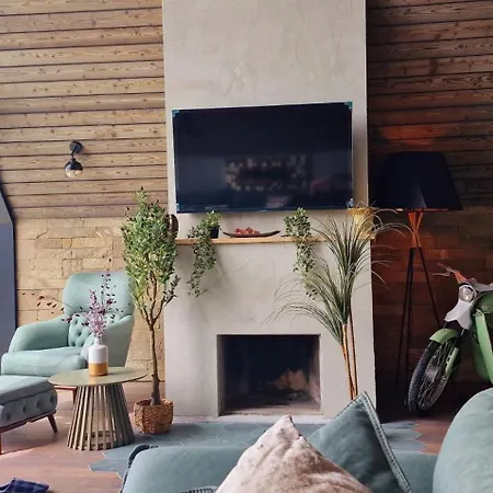 One & Only - Peace For You, 別荘 *