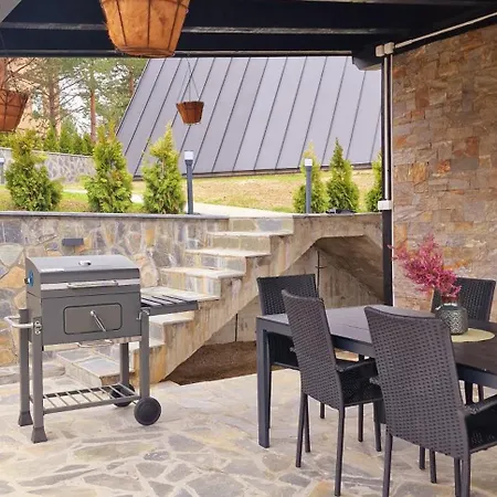 別荘 One & Only - Peace For You, ズラティボール